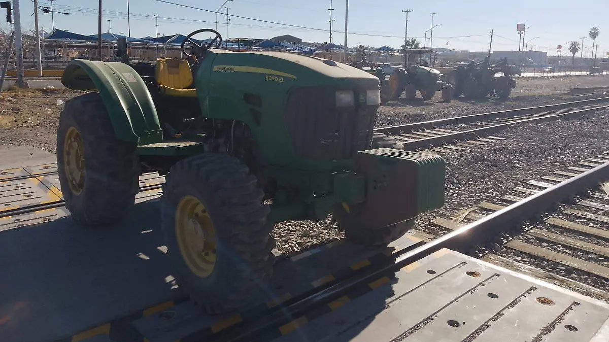 Este martes continuaban tomadas las vías del tren